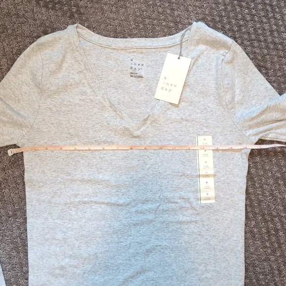 NWT A New Day Long Sleeve Tee Size M - Picture 4 of 8
